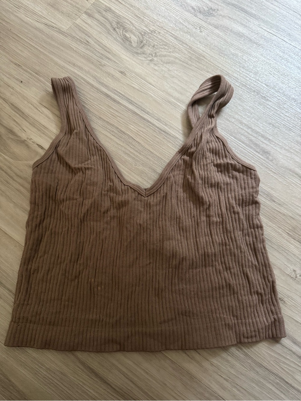 Aura Ribbed V-Neck Camisole in Chocolate Brown